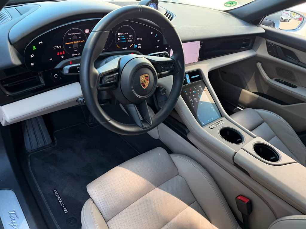 Porsche Taycan