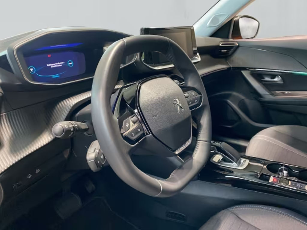 Peugeot e-2008