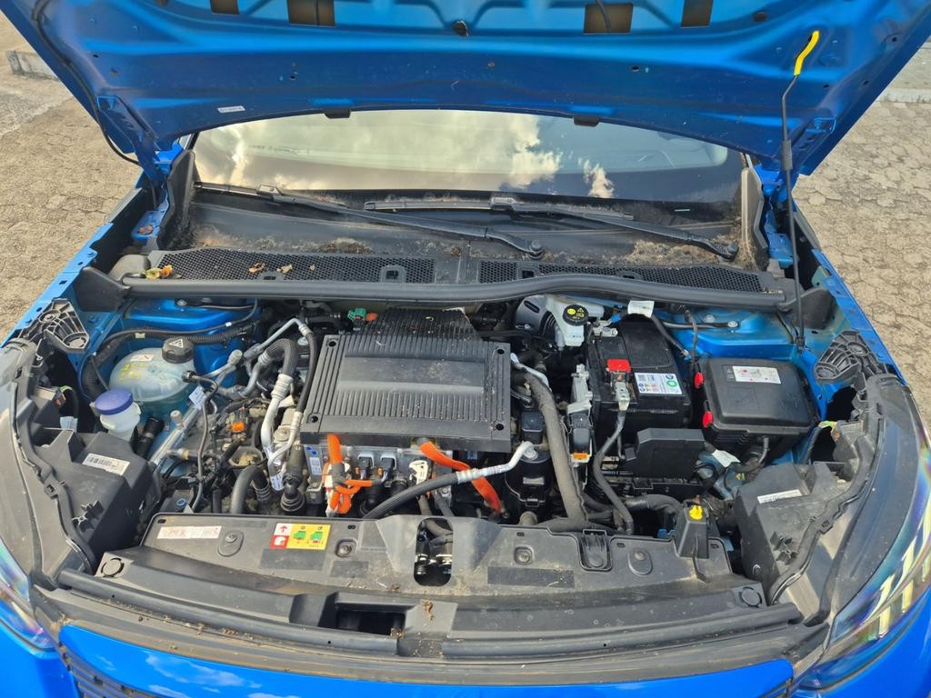 Peugeot e-2008
