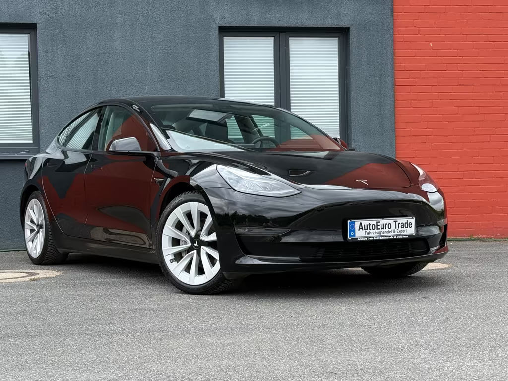 Tesla Model 3 Long Range Dual Motor AWD