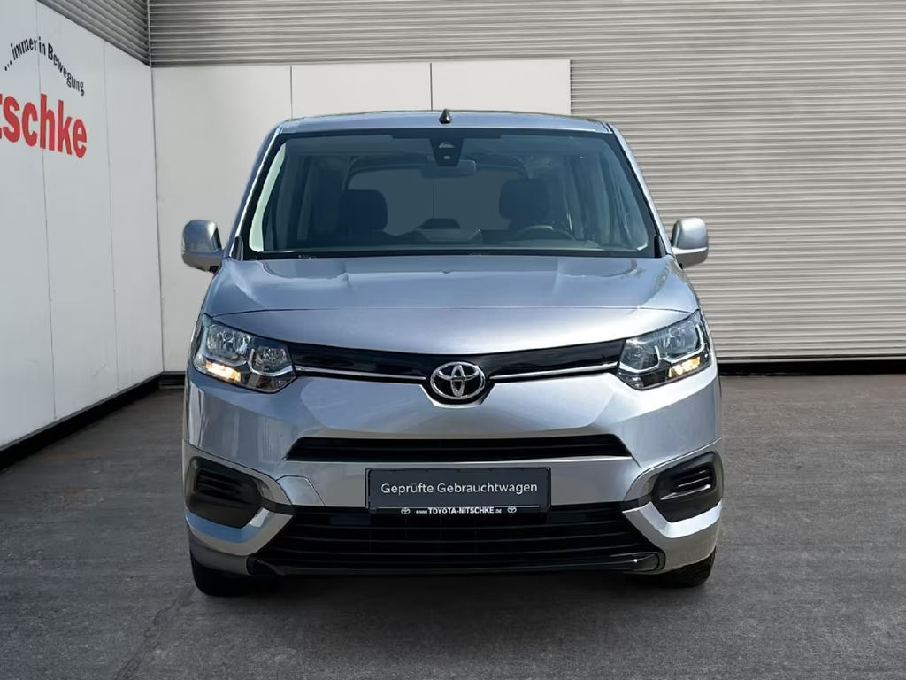 Toyota Proace (Verso)