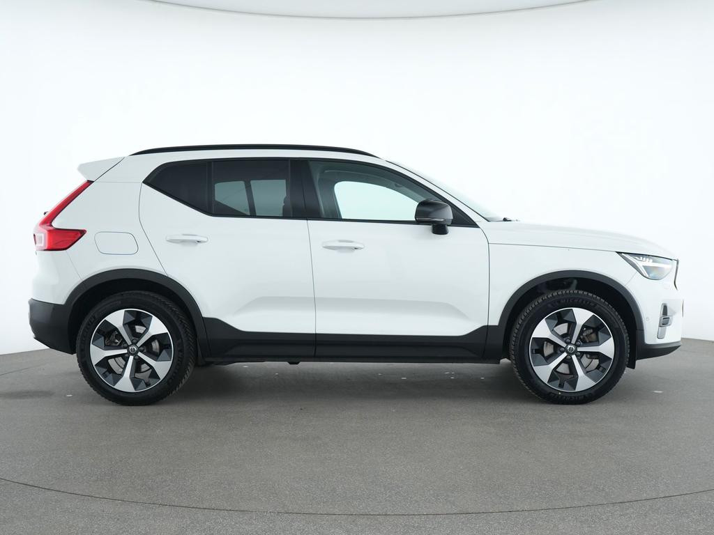 Volvo XC40 Plus Dark