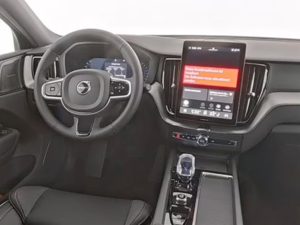 Volvo XC60 Plus
