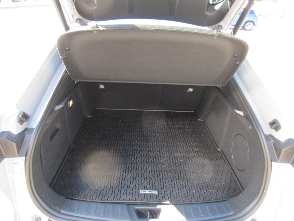 Mazda 6e