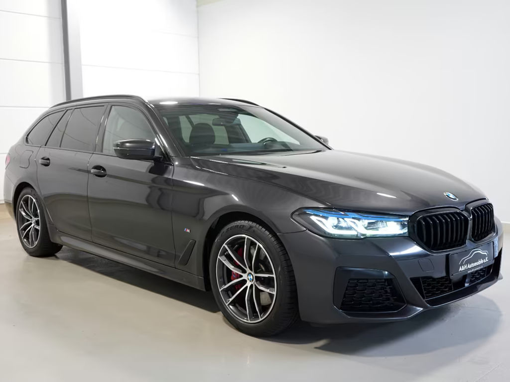 BMW 5 Serie 520 M-Sport xDrive Touring 520d