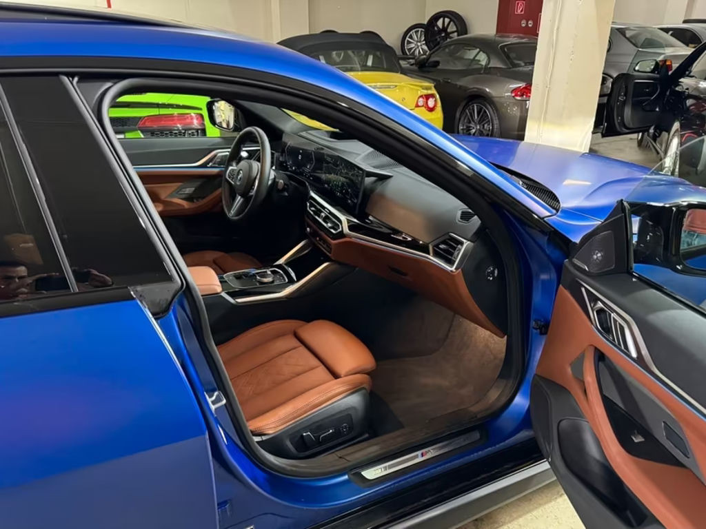 BMW i4