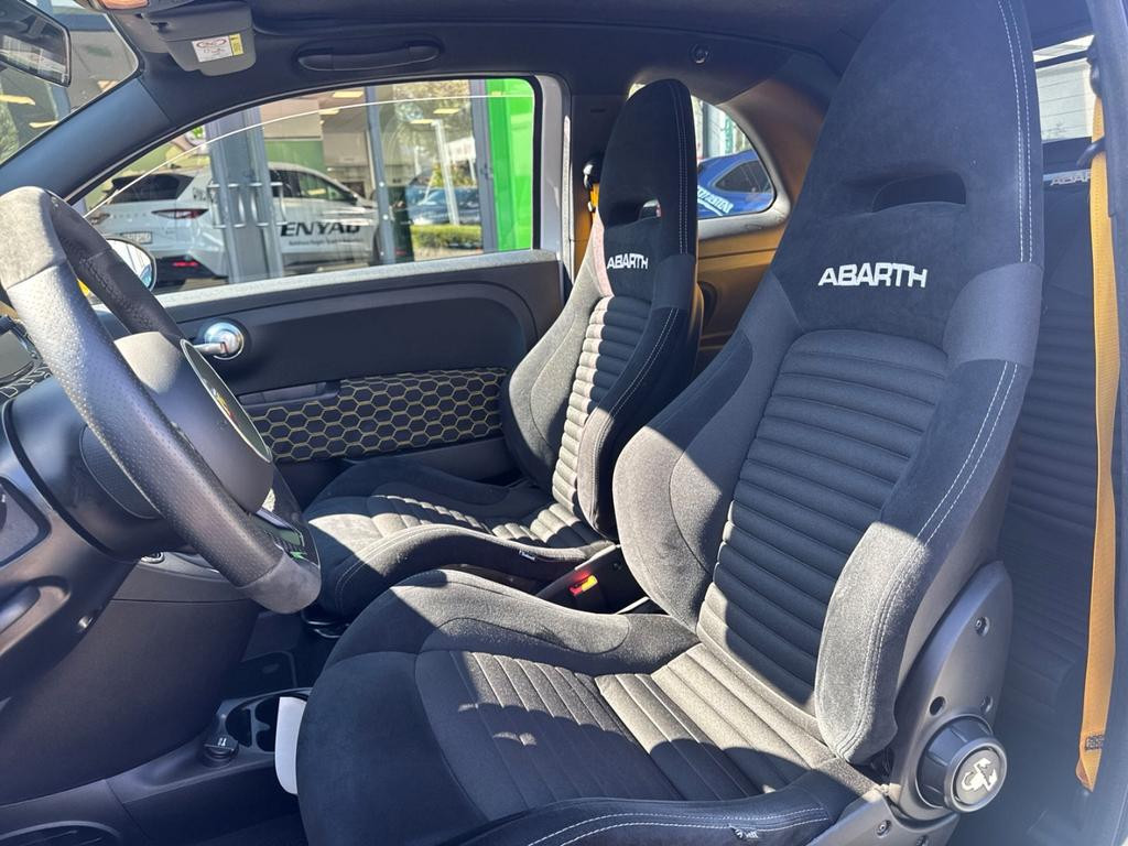 Abarth 695