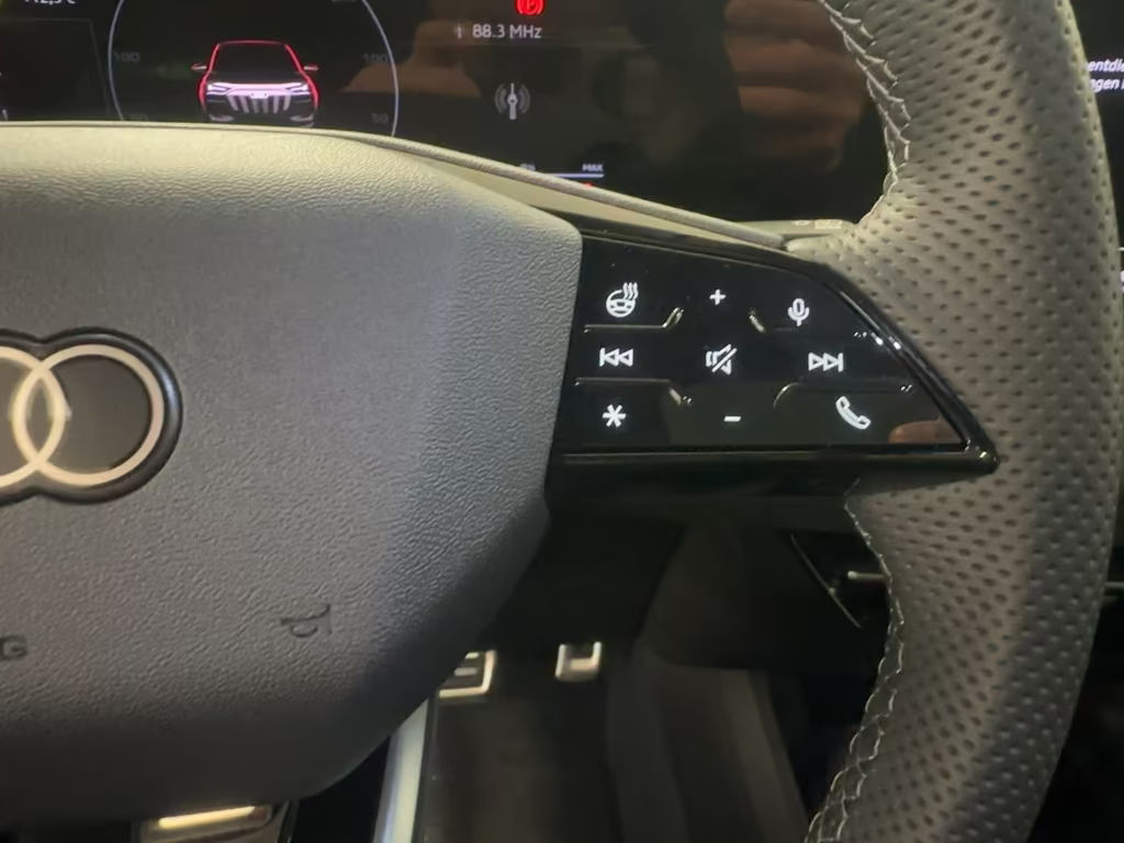 Audi SQ6 e-tron