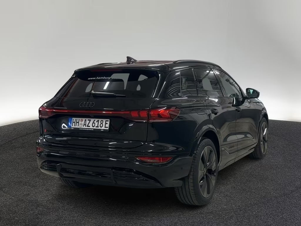 Audi SQ6 e-tron