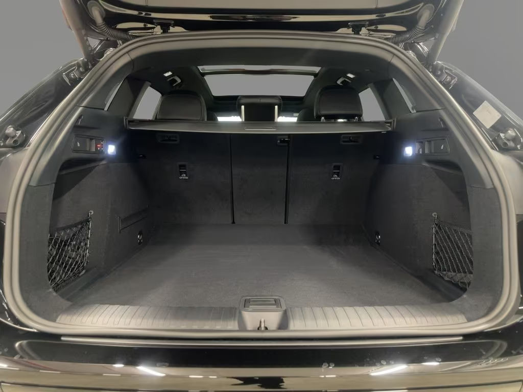 Audi SQ6 e-tron