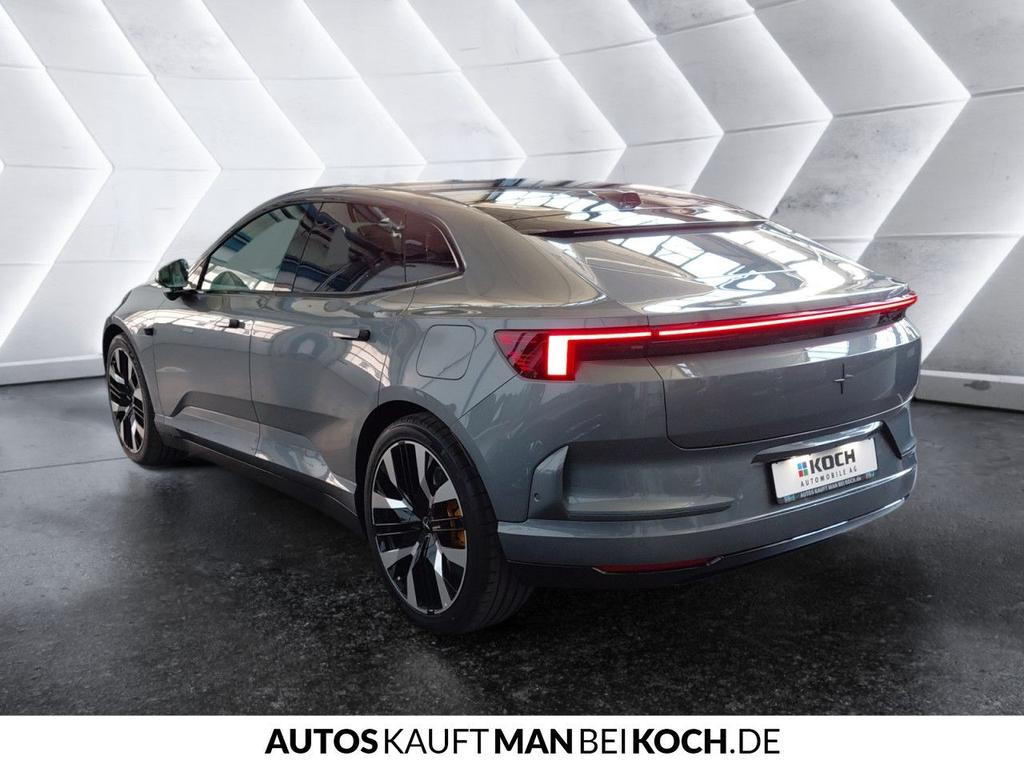 Polestar 4