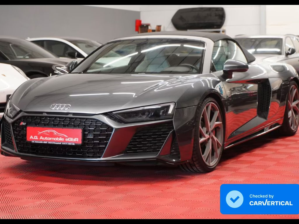 Audi R8 Spyder Quattro 5.2 FSI