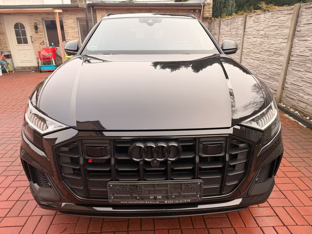 Audi SQ8