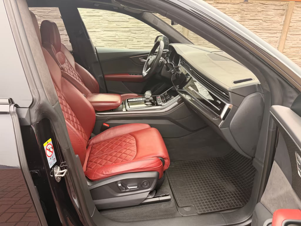 Audi SQ8