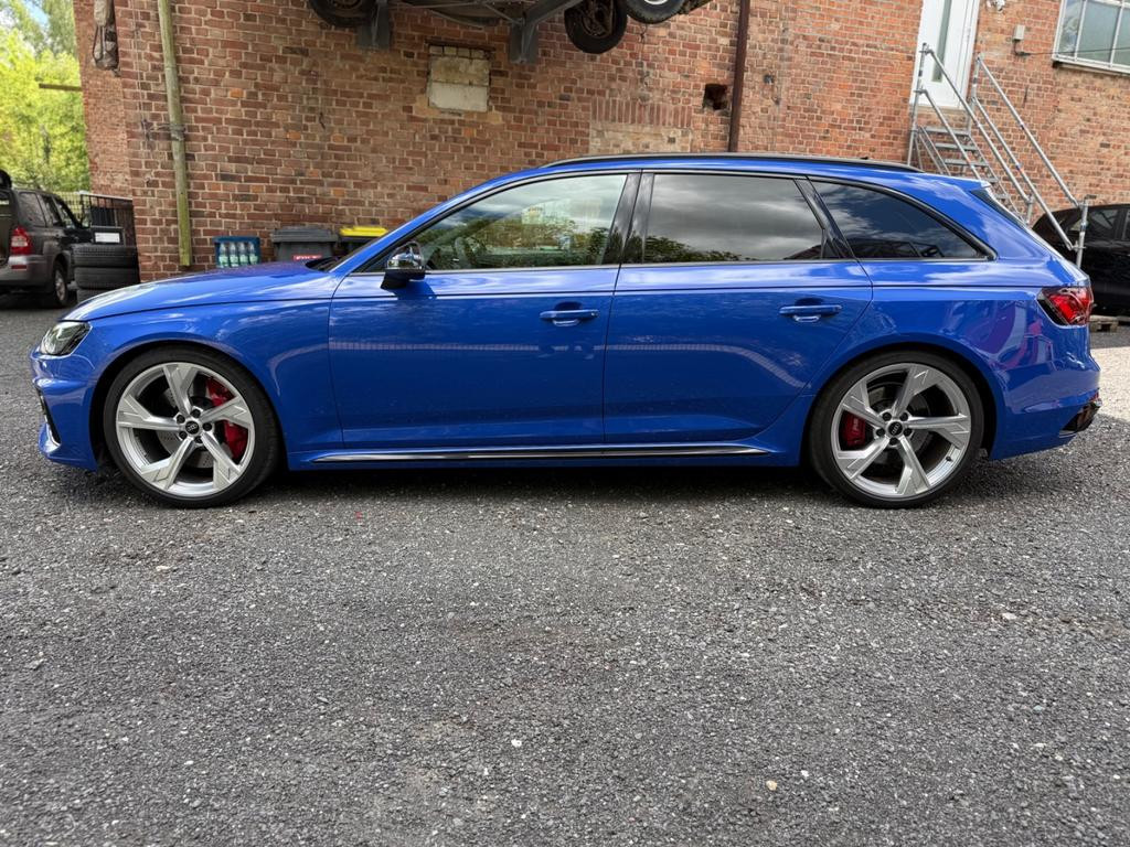 Audi RS4