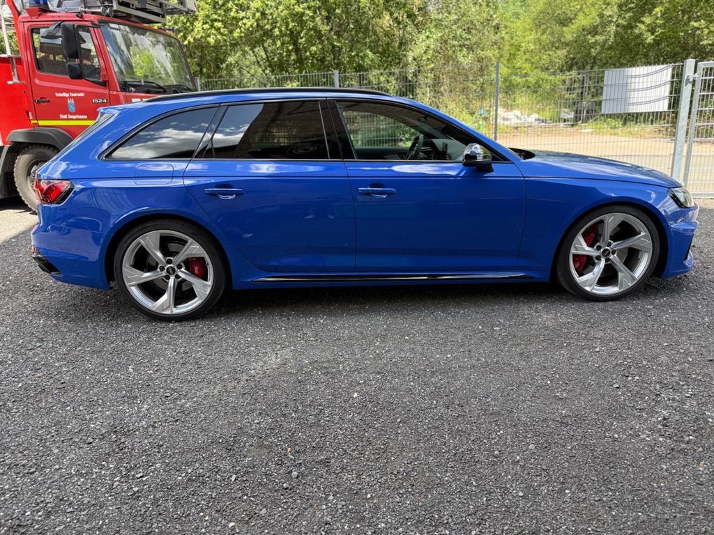 Audi RS4