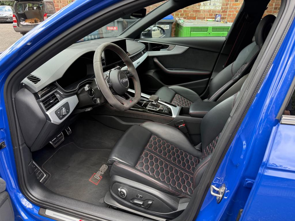 Audi RS4
