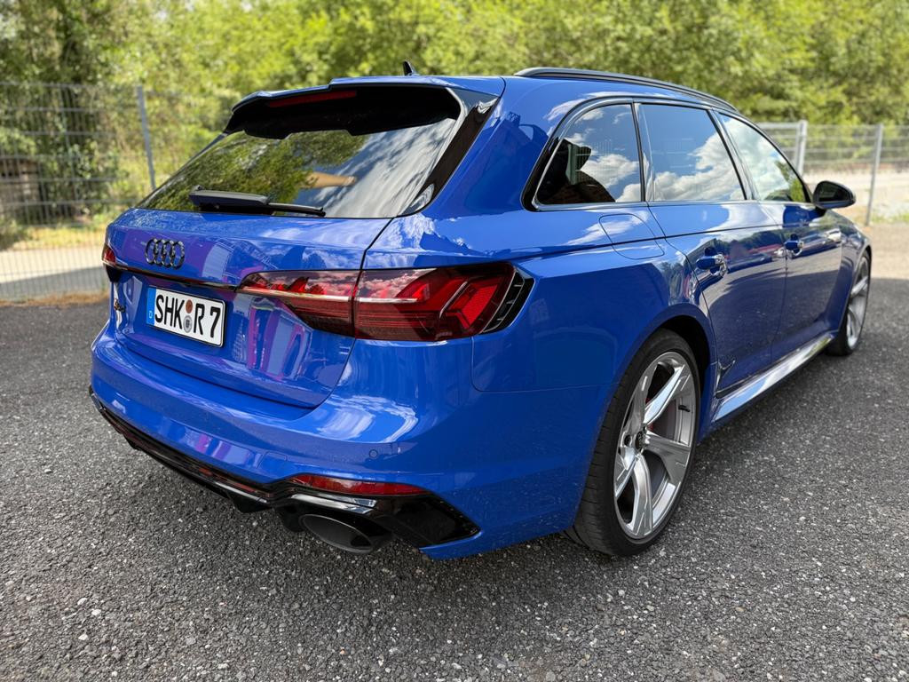Audi RS4