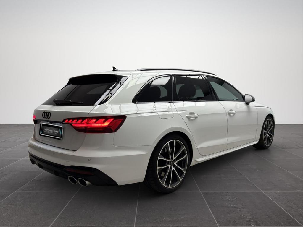 Audi S4