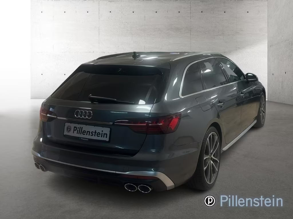 Audi S4