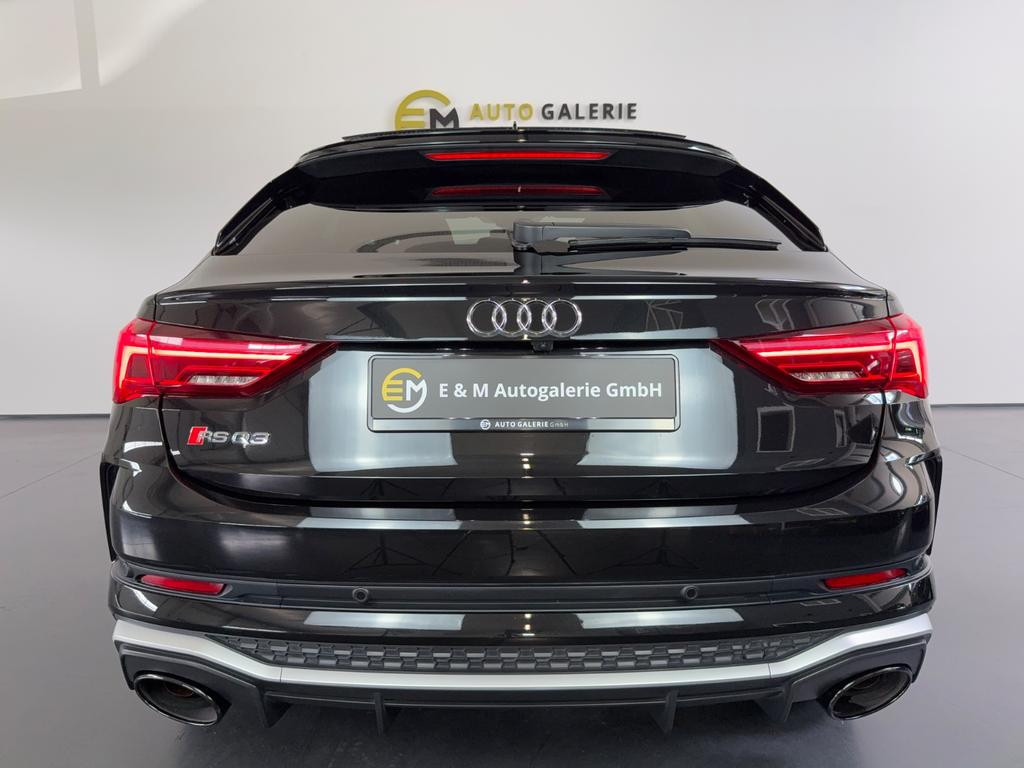 Audi RS Q3
