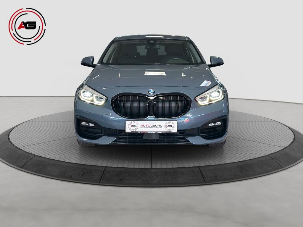 BMW 1 Serie 120 Sport Line Sedan 120i