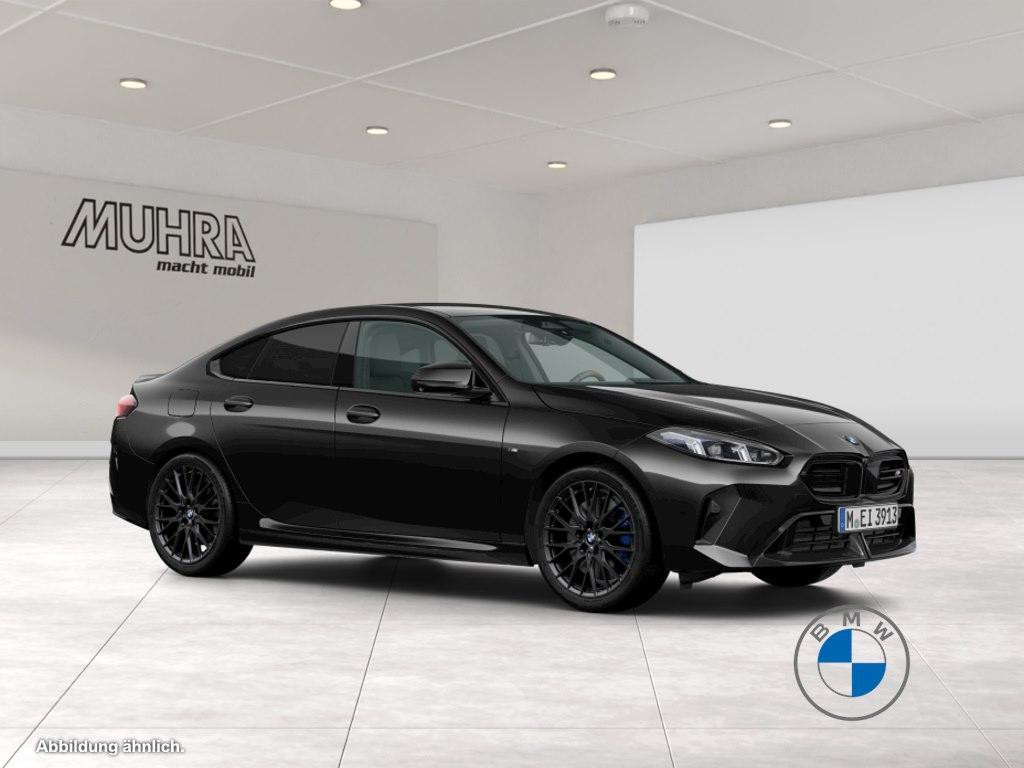BMW M235