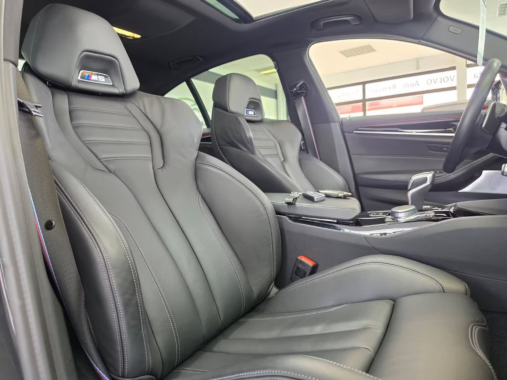 BMW M5
