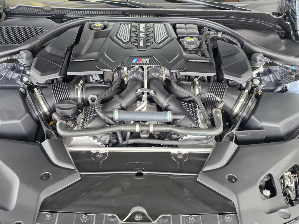 BMW M5