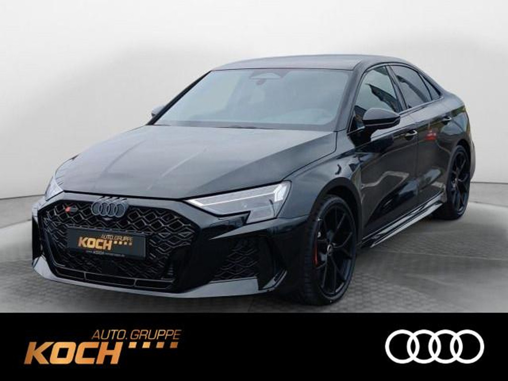 Audi RS3 Sedan Quattro S-Tronic