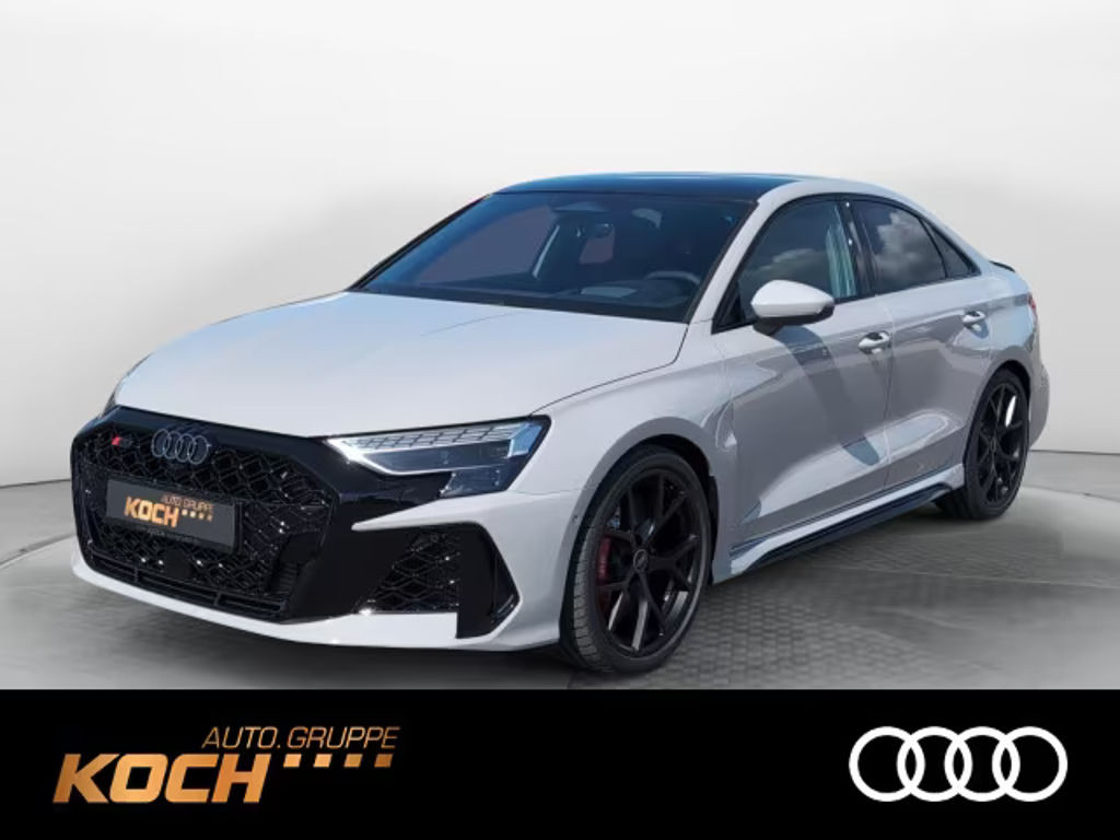 Audi RS3 Sedan Quattro