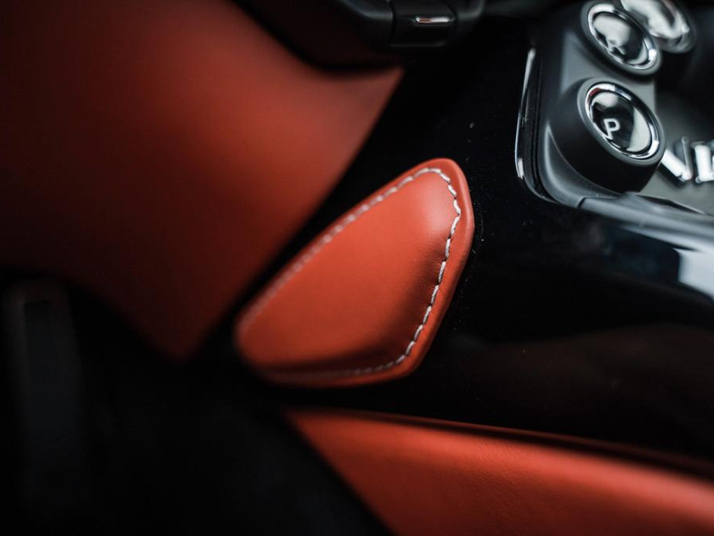 Aston Martin Vantage