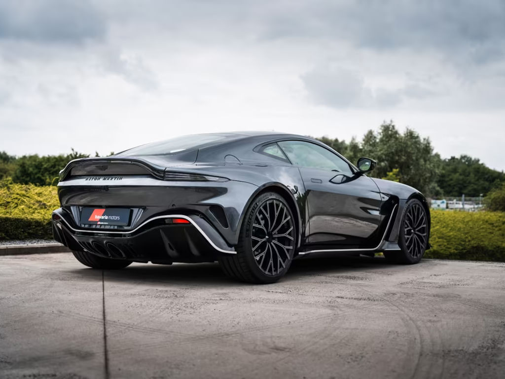 Aston Martin Vantage