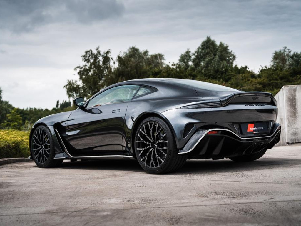 Aston Martin Vantage
