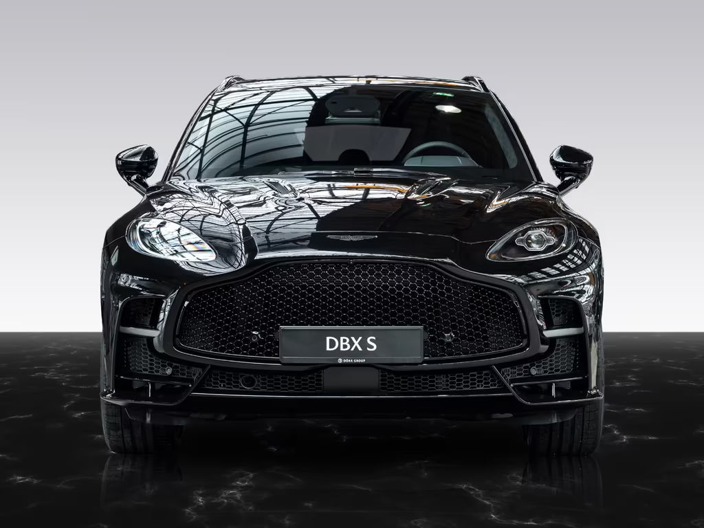 Aston Martin DBX
