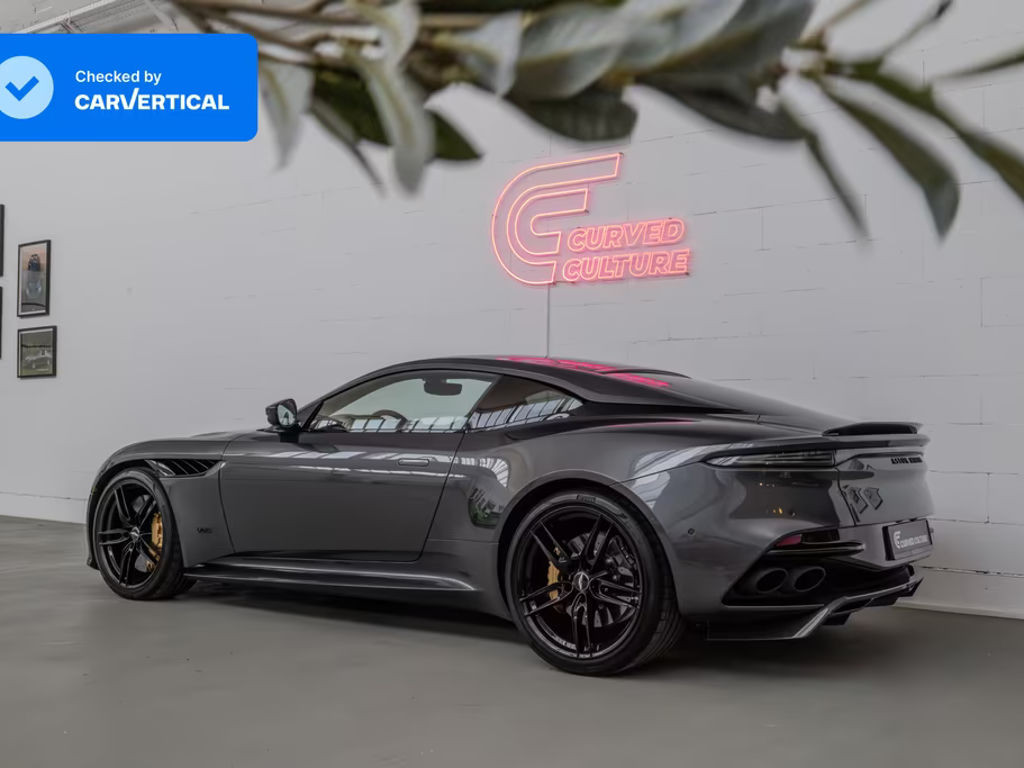Aston Martin DBS