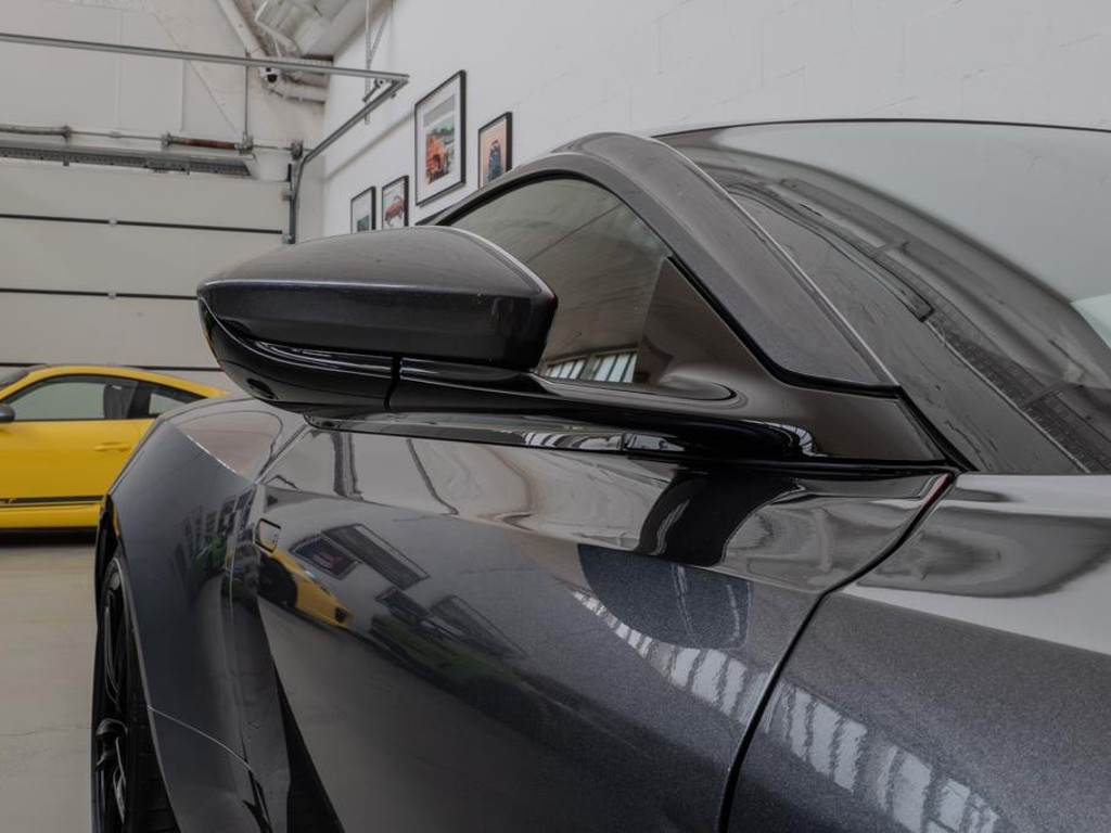 Aston Martin DBS