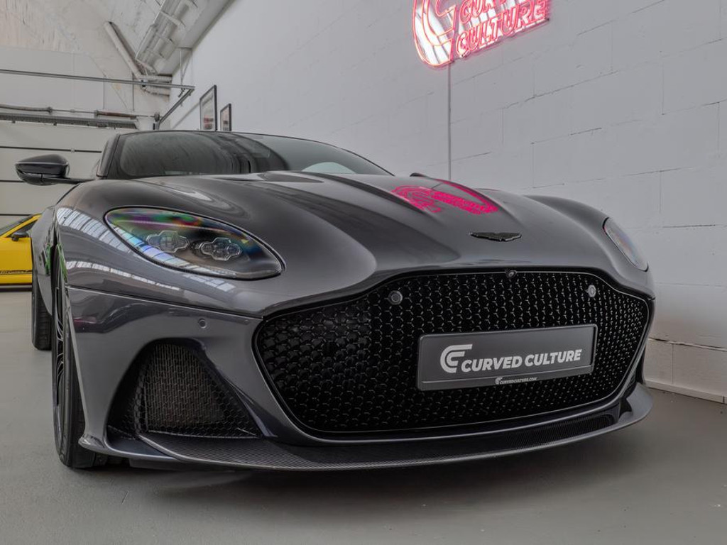 Aston Martin DBS