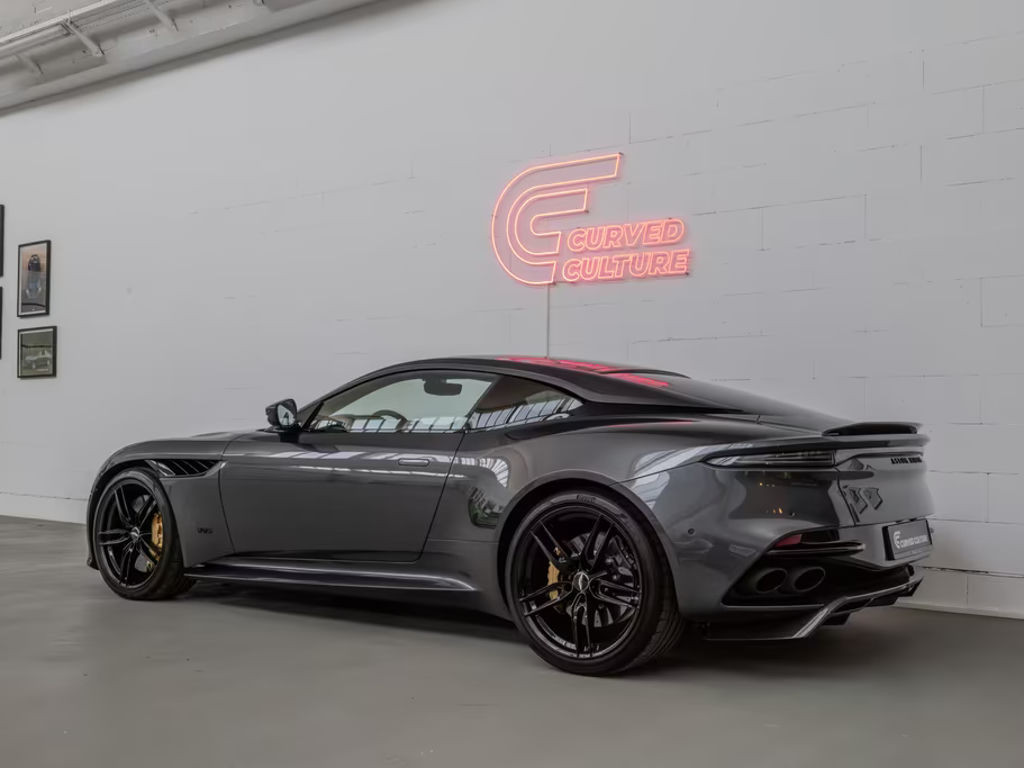 Aston Martin DBS Superleggera