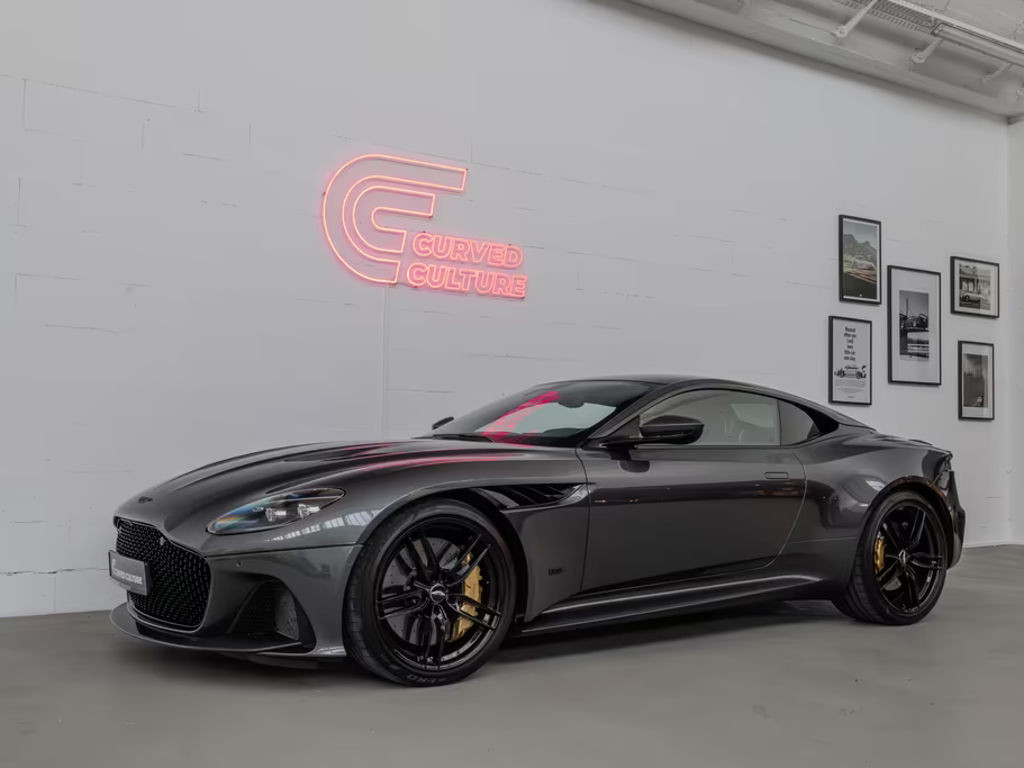 Aston Martin DBS