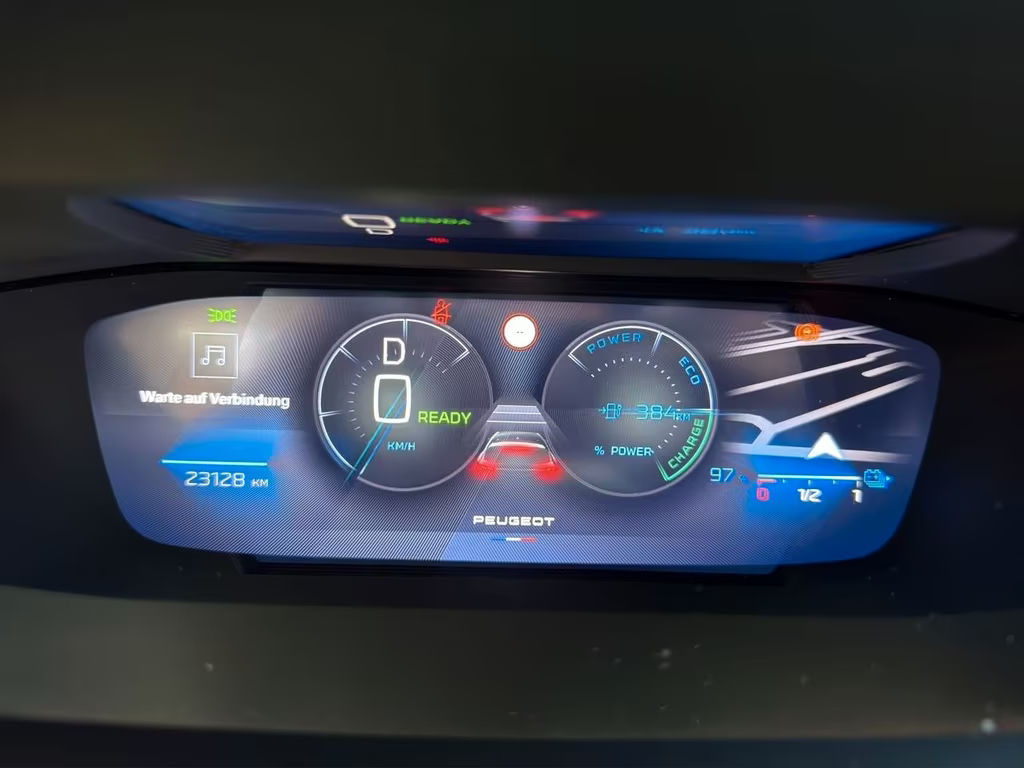 Peugeot e-308