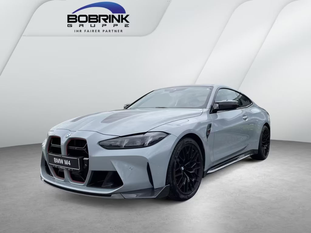 BMW M4 CS