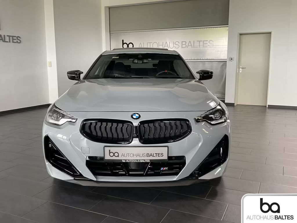 BMW M2 xDrive