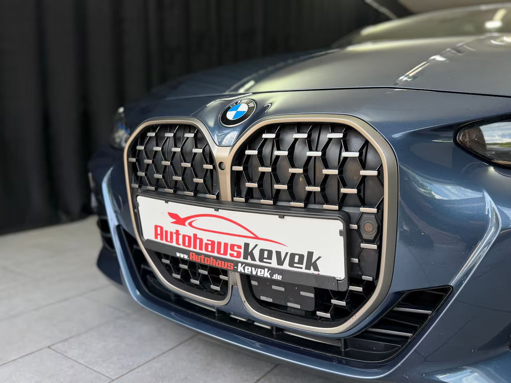 BMW M440