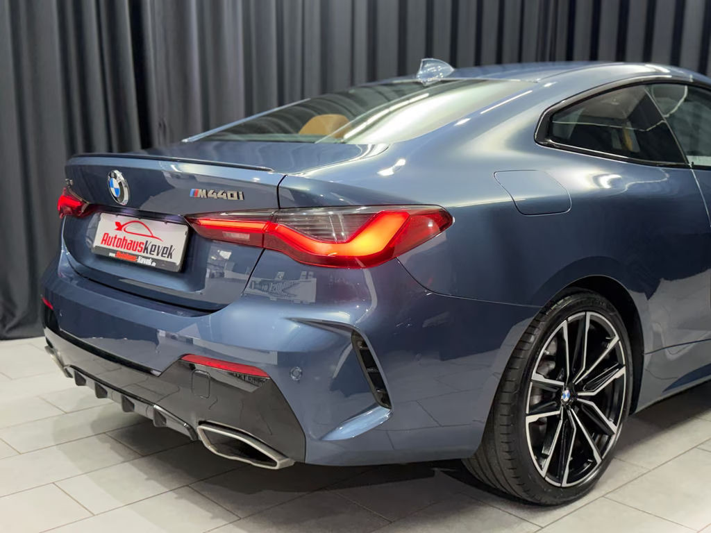 BMW M440