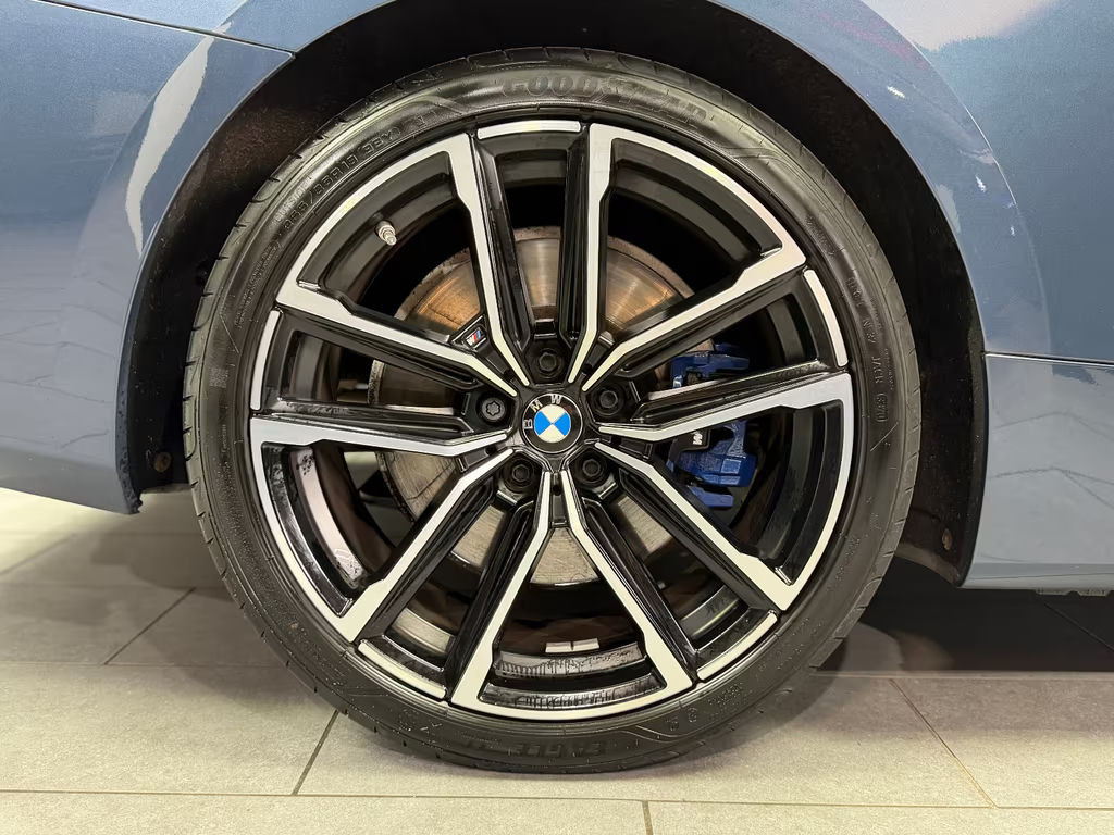 BMW M440
