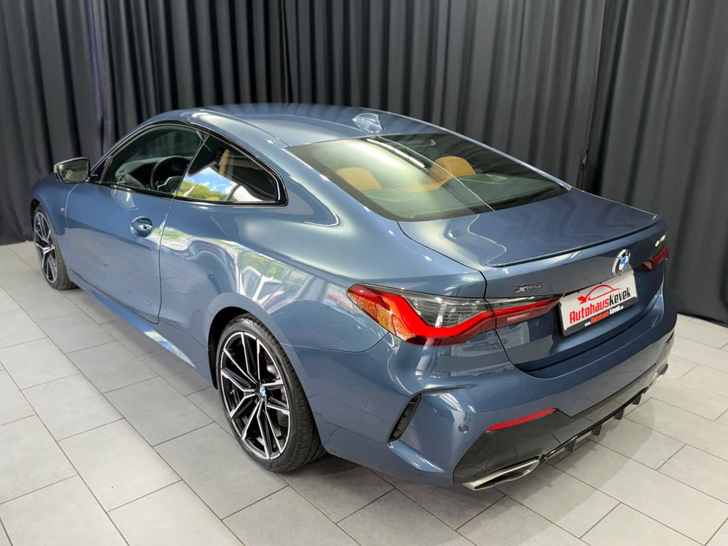 BMW M440