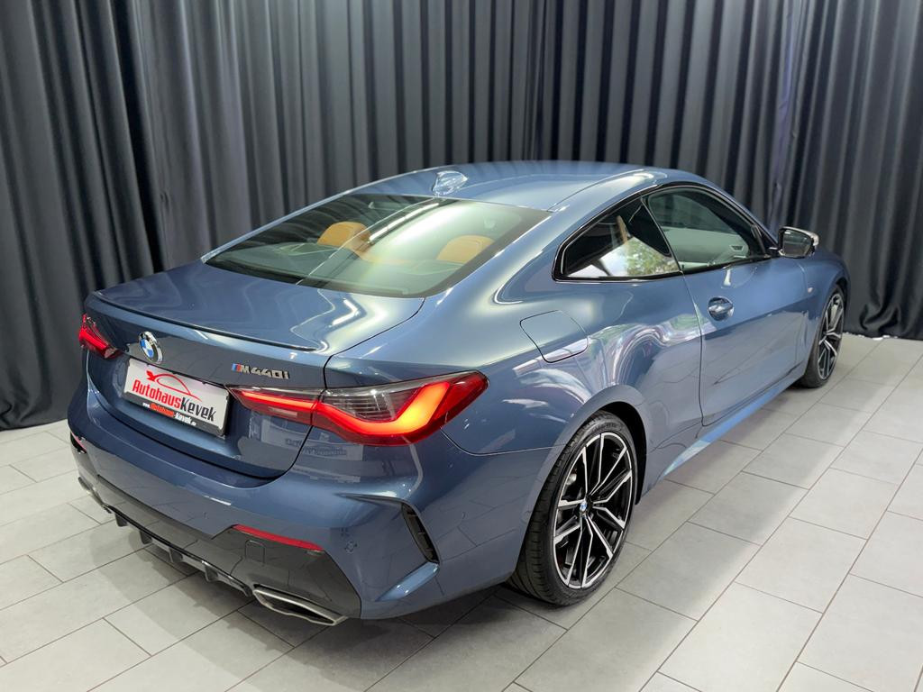 BMW M440