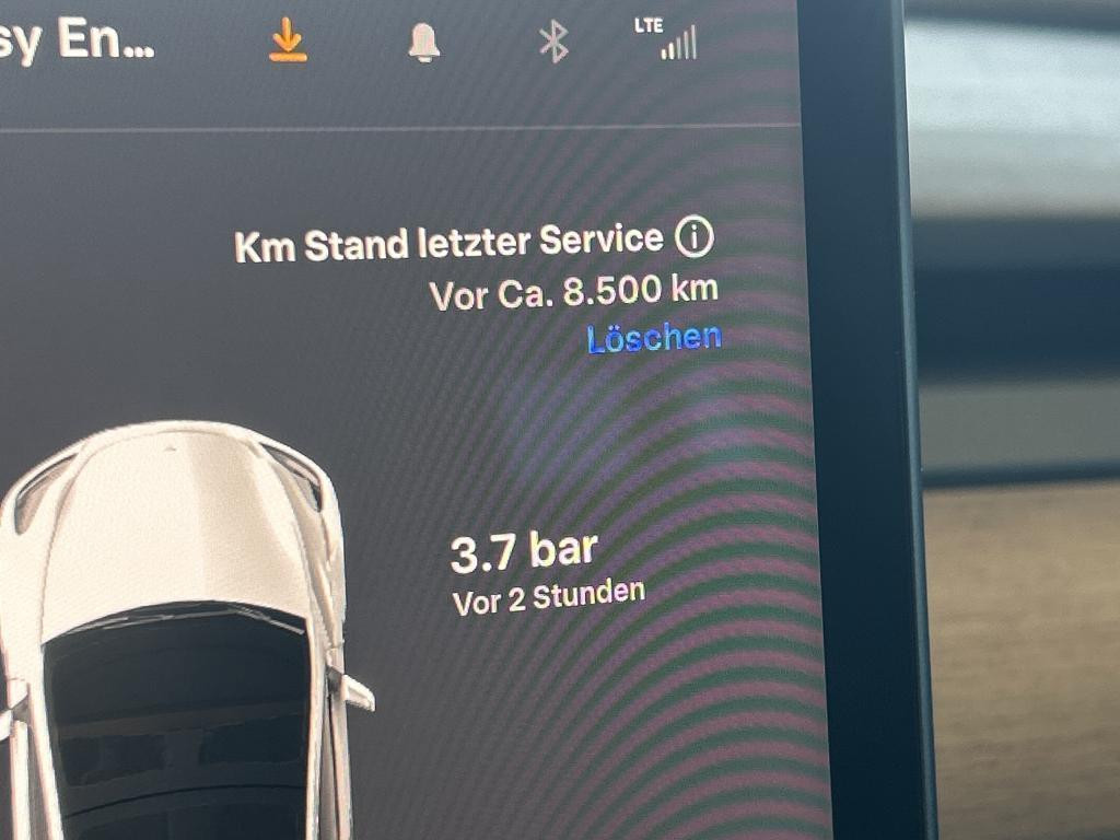 Tesla Model Y Long Range Dual Motor AWD