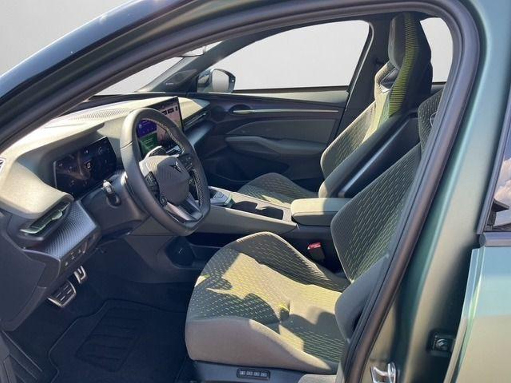 Cupra Raval